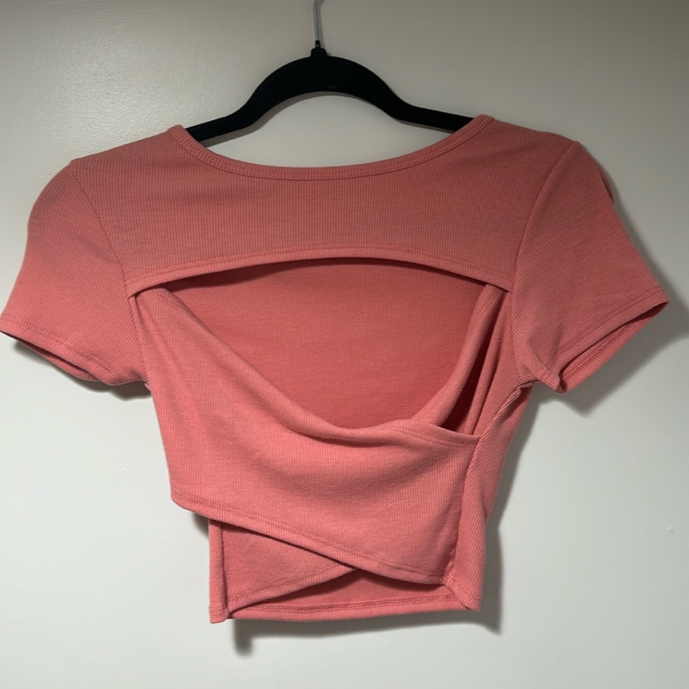 Never worn!!